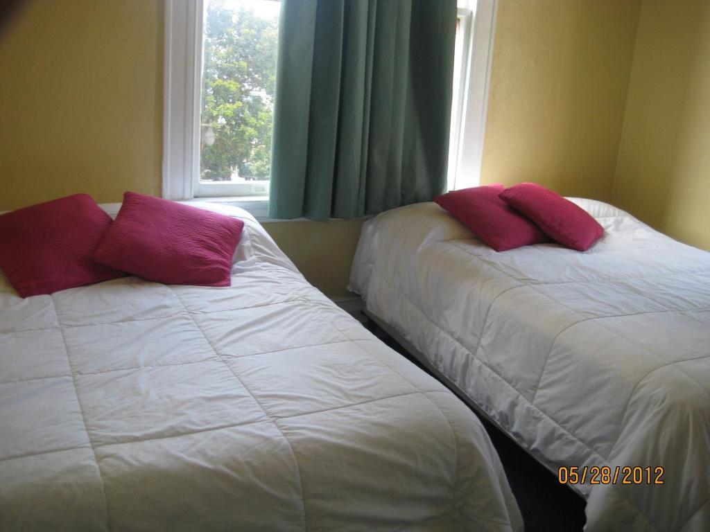 Krupa Hotel San Francisco Room photo